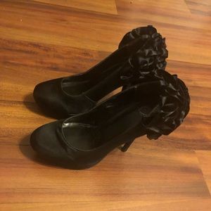 Black Heels w/ Back Ruffle Design